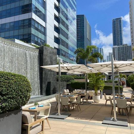 Four Seasons Hotel Miami - Luxury Private Residences Exteriör bild