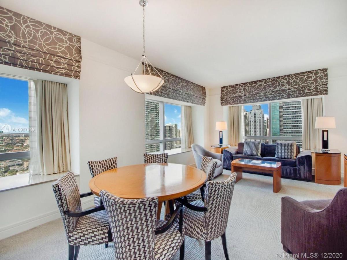 Four Seasons Hotel Miami - Luxury Private Residences Exteriör bild