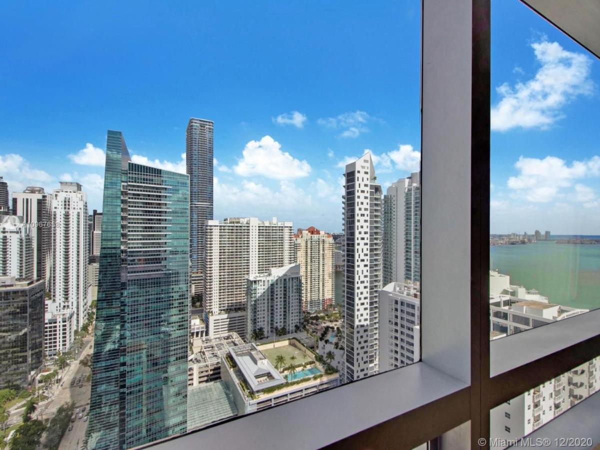 Four Seasons Hotel Miami - Luxury Private Residences Exteriör bild