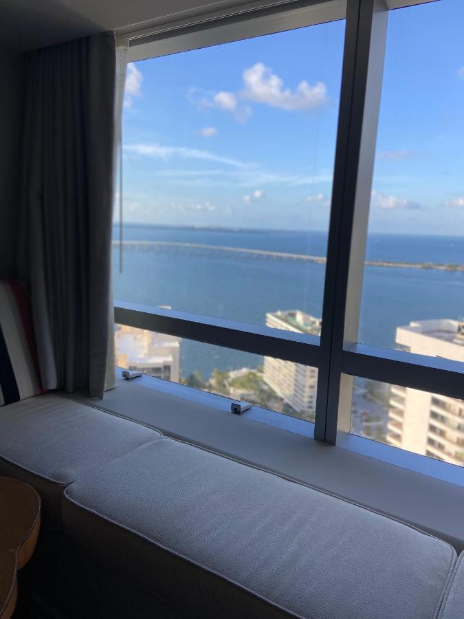 Four Seasons Hotel Miami - Luxury Private Residences Exteriör bild